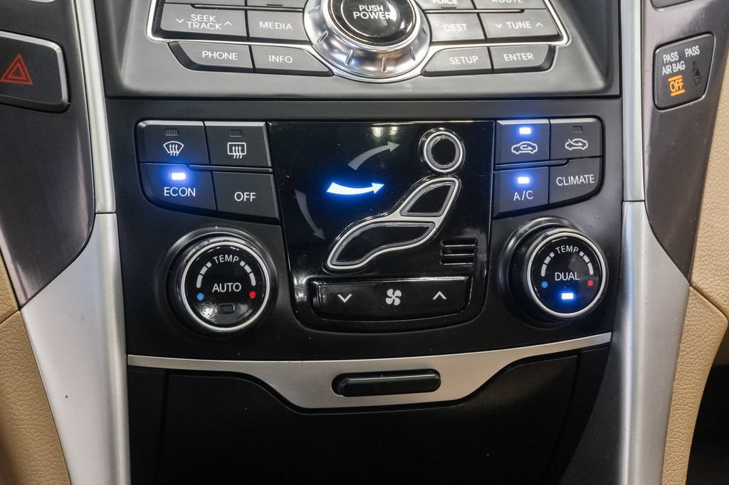 Used 2014 Hyundai Sonata Limited w/ Panoramic Sunroof Package 02 FWD image 22