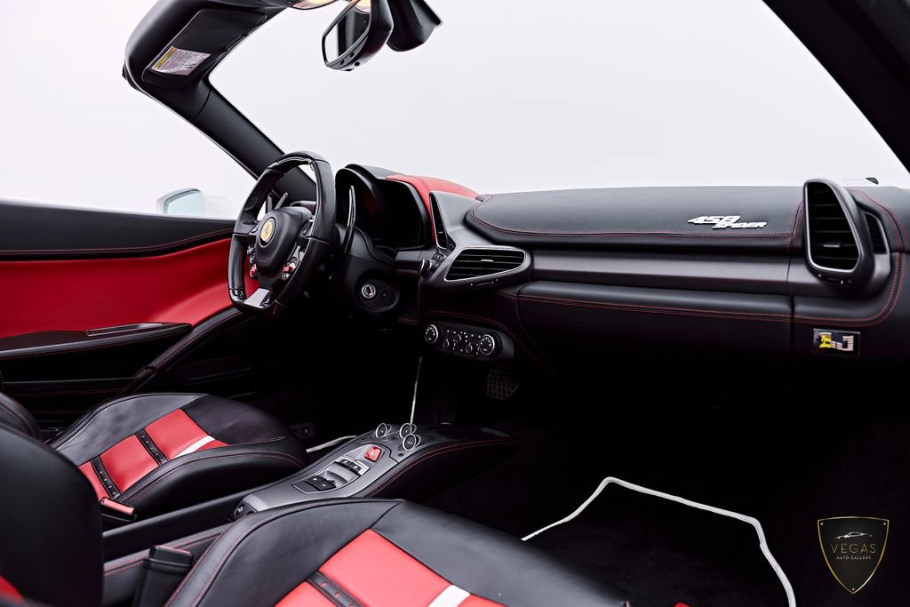Used 2014 Ferrari 458 Spider RWD image 52