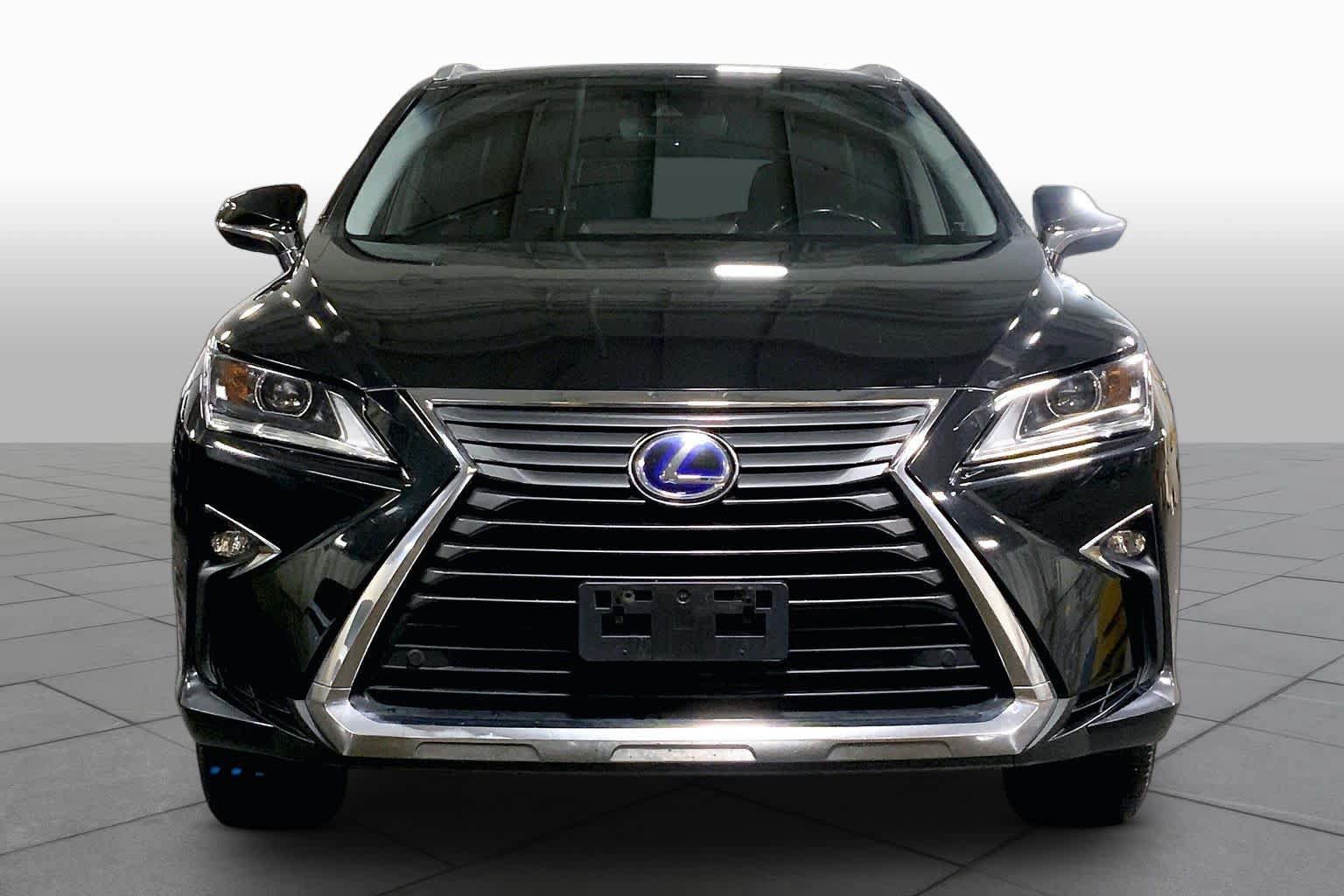 Used 2018 Lexus RX 450hL Premium w/ Premium Package AWD/4WD image 4