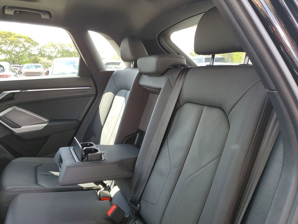 Used 2021 Audi Q3 2.0T Premium Plus w/ Premium Plus Package image 13
