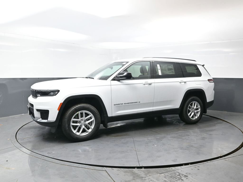 New 2026 Jeep Grand Cherokee L Laredo w/ Trailer Tow Package image 5