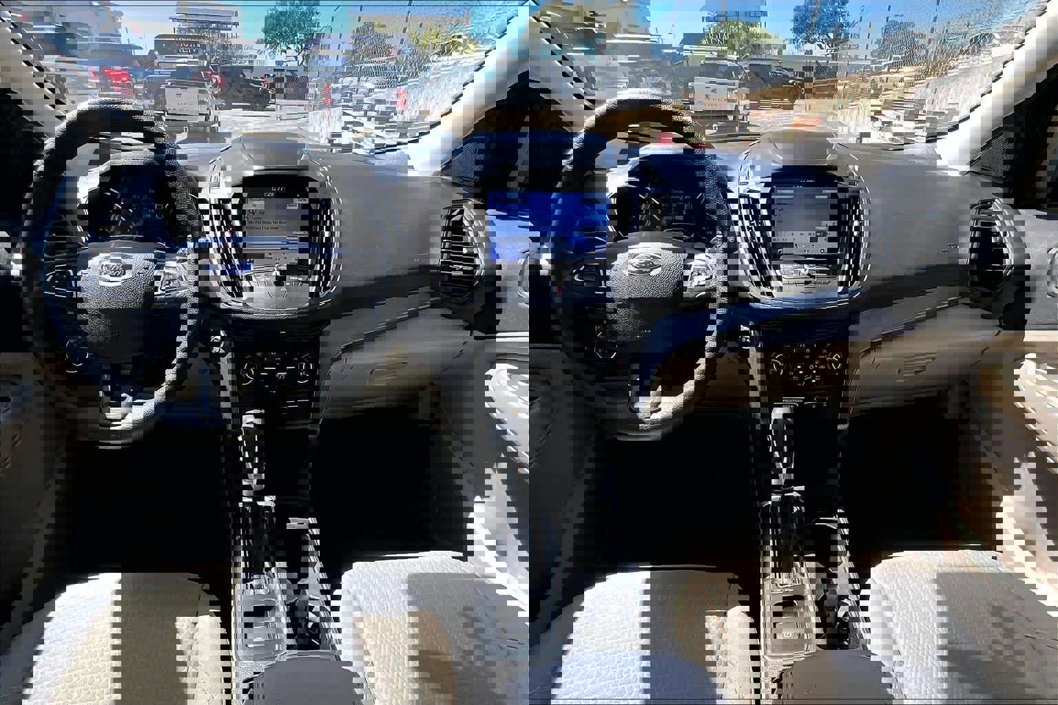 Certified 2019 Ford Escape SE image 16