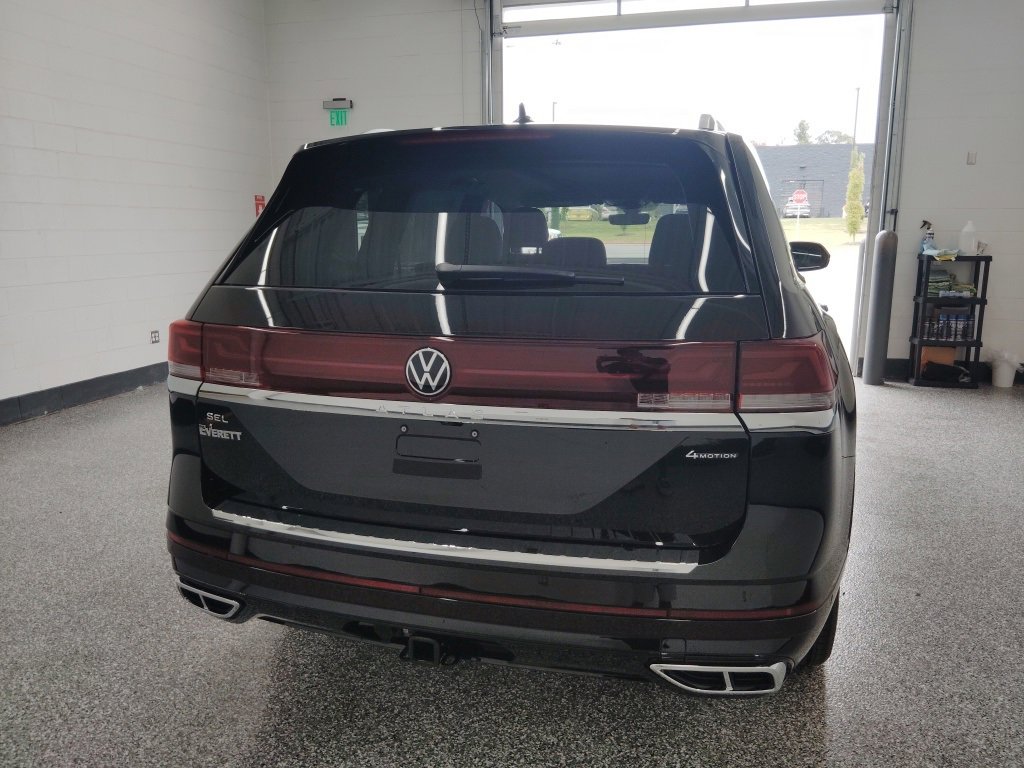 New 2026 Volkswagen Atlas SEL Premium R-Line image 5