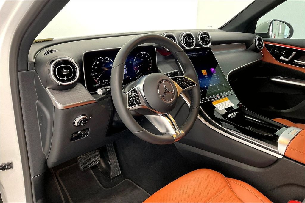 Used 2026 Mercedes-Benz GLC 300 image 17