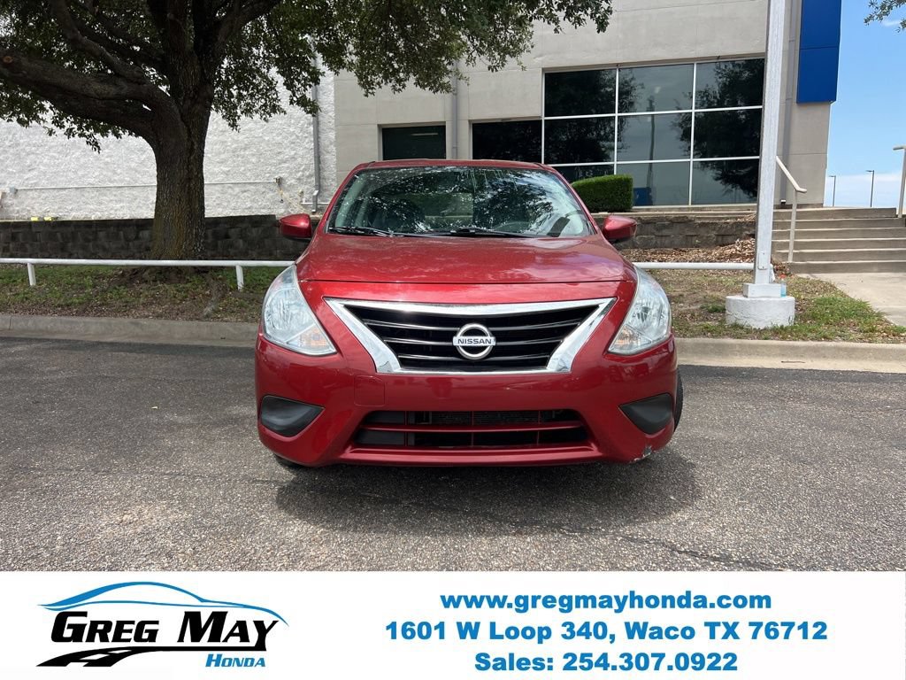 Used 2017 Nissan Versa SV FWD video 2