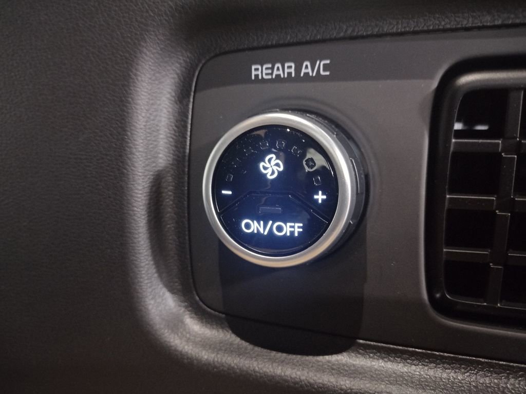 New 2026 Hyundai Santa Fe Limited image 19