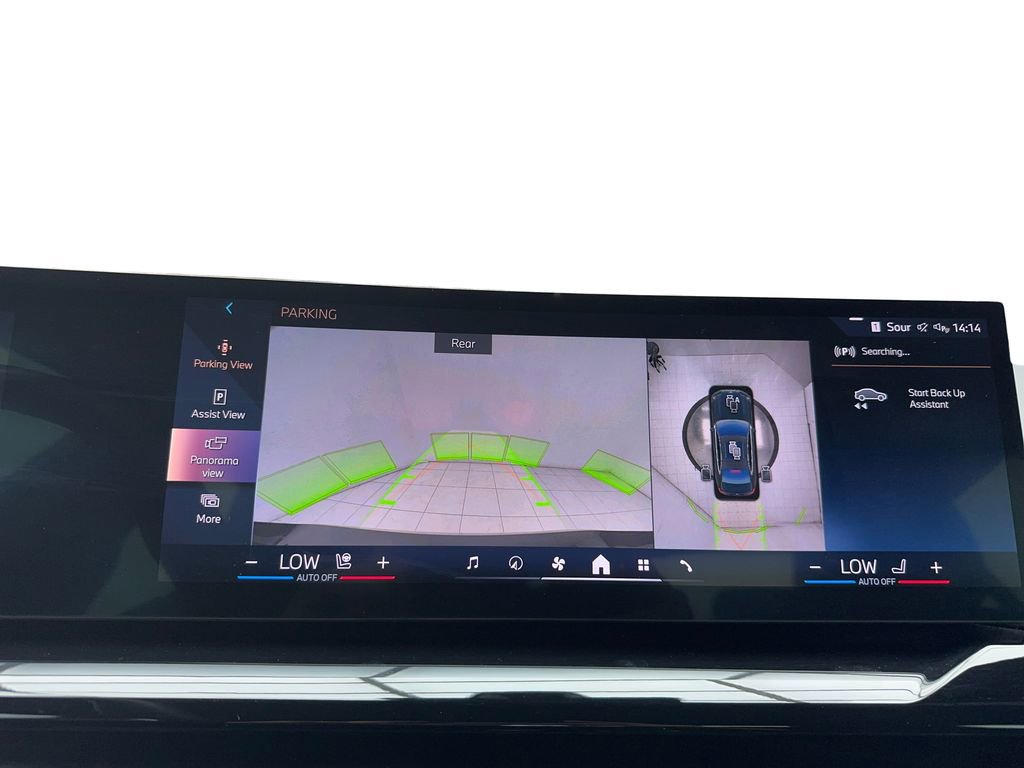 Used 2024 BMW 530i image 40