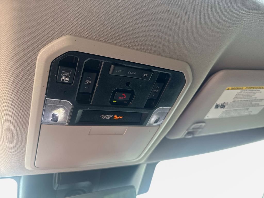 Used 2023 Toyota Tundra Limited image 28