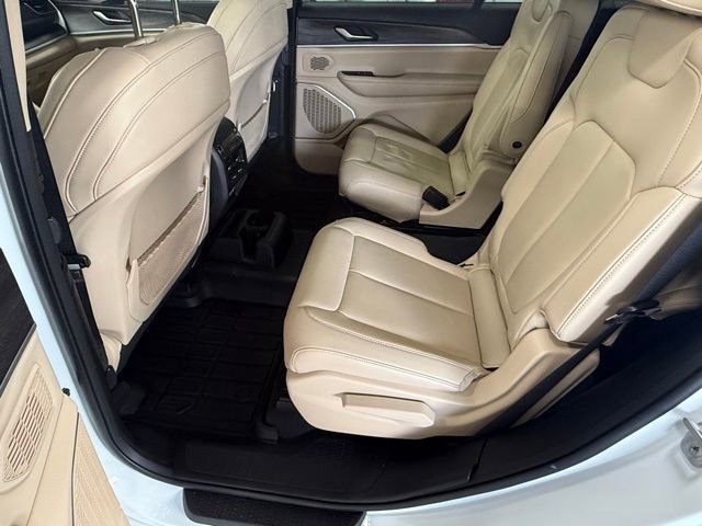 Used 2022 Jeep Grand Cherokee L Limited image 20