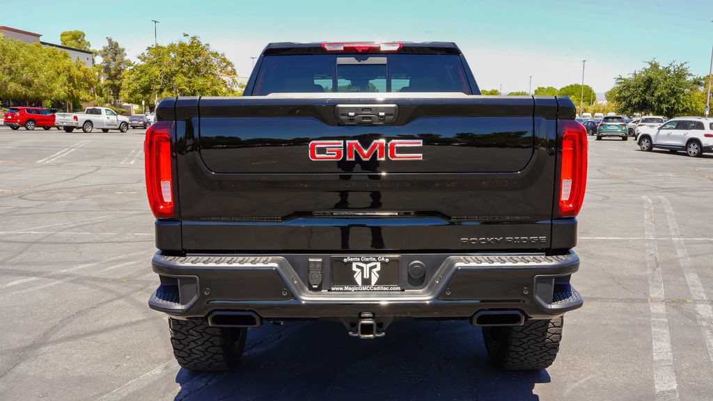 New 2026 GMC Sierra 1500 AT4 w/ AT4 Premium Package AWD/4WD image 9