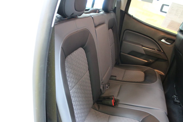 Used 2021 Chevrolet Colorado Z71 AWD/4WD image 9