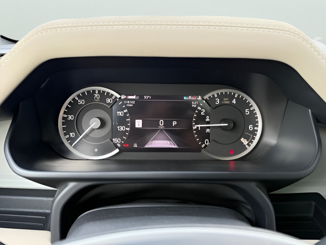 Used 2023 Land Rover Defender 110 X-Dynamic SE AWD/4WD image 19