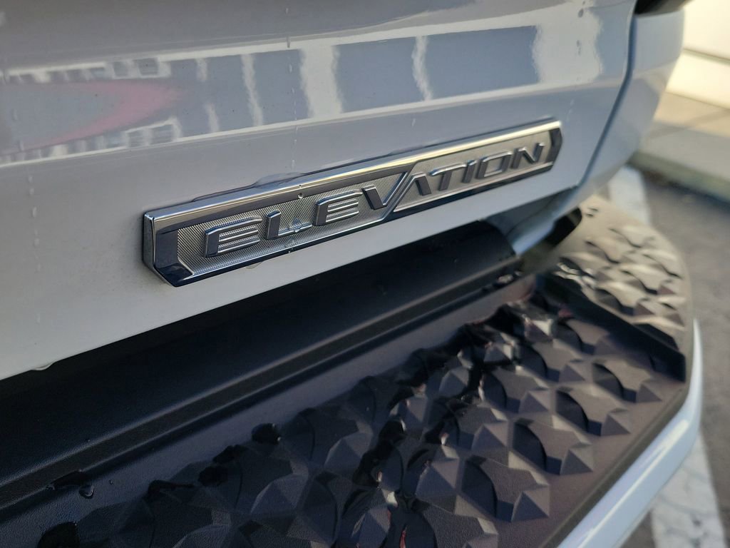 Used 2023 GMC Canyon Elevation w/ Elevation Premium Package image 6