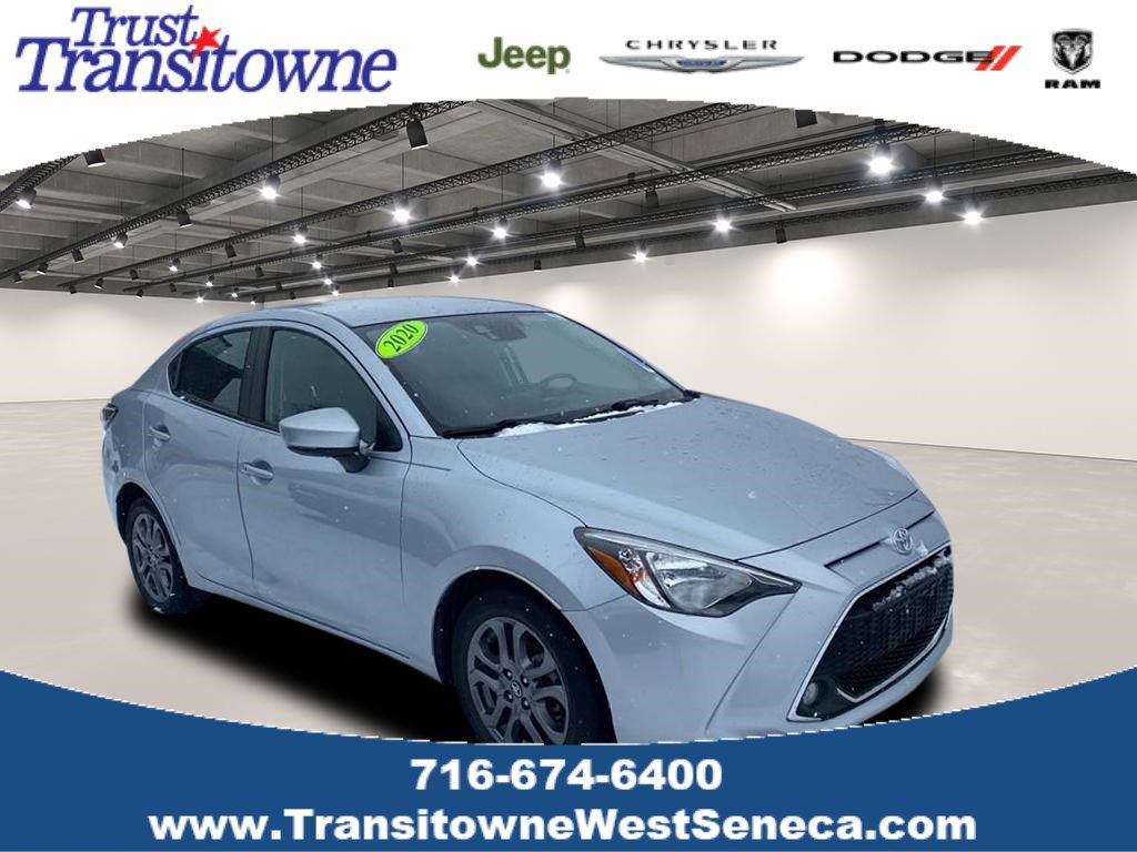 Used 2020 Toyota Yaris LE image 1