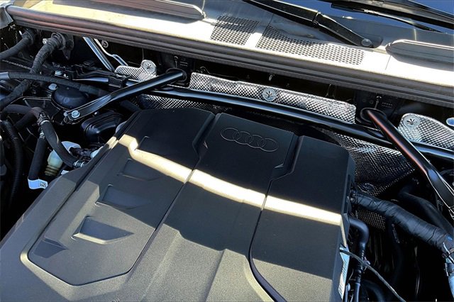 Used 2025 Audi Q5 Premium Plus w/ Premium Plus image 34
