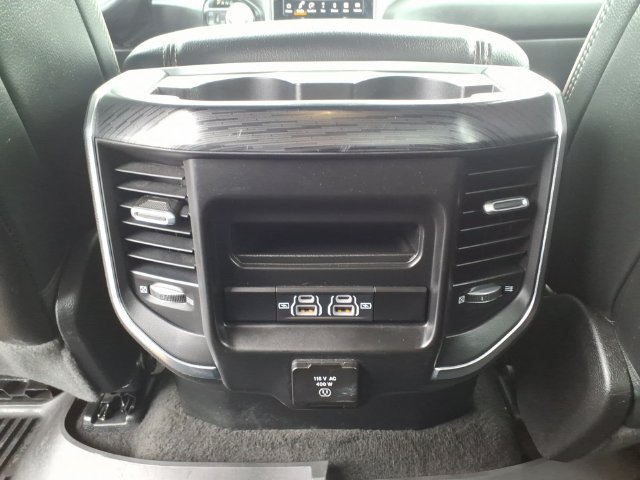 Used 2023 RAM 1500 Laramie AWD/4WD image 16