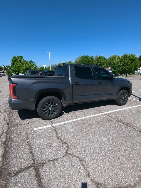 Used 2024 Toyota Tundra Platinum AWD/4WD image 13