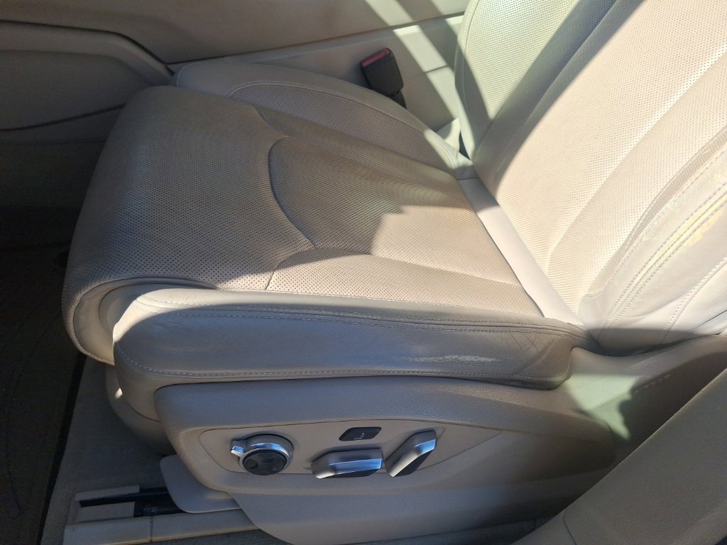 Used 2017 Audi Q7 3.0T Prestige image 8