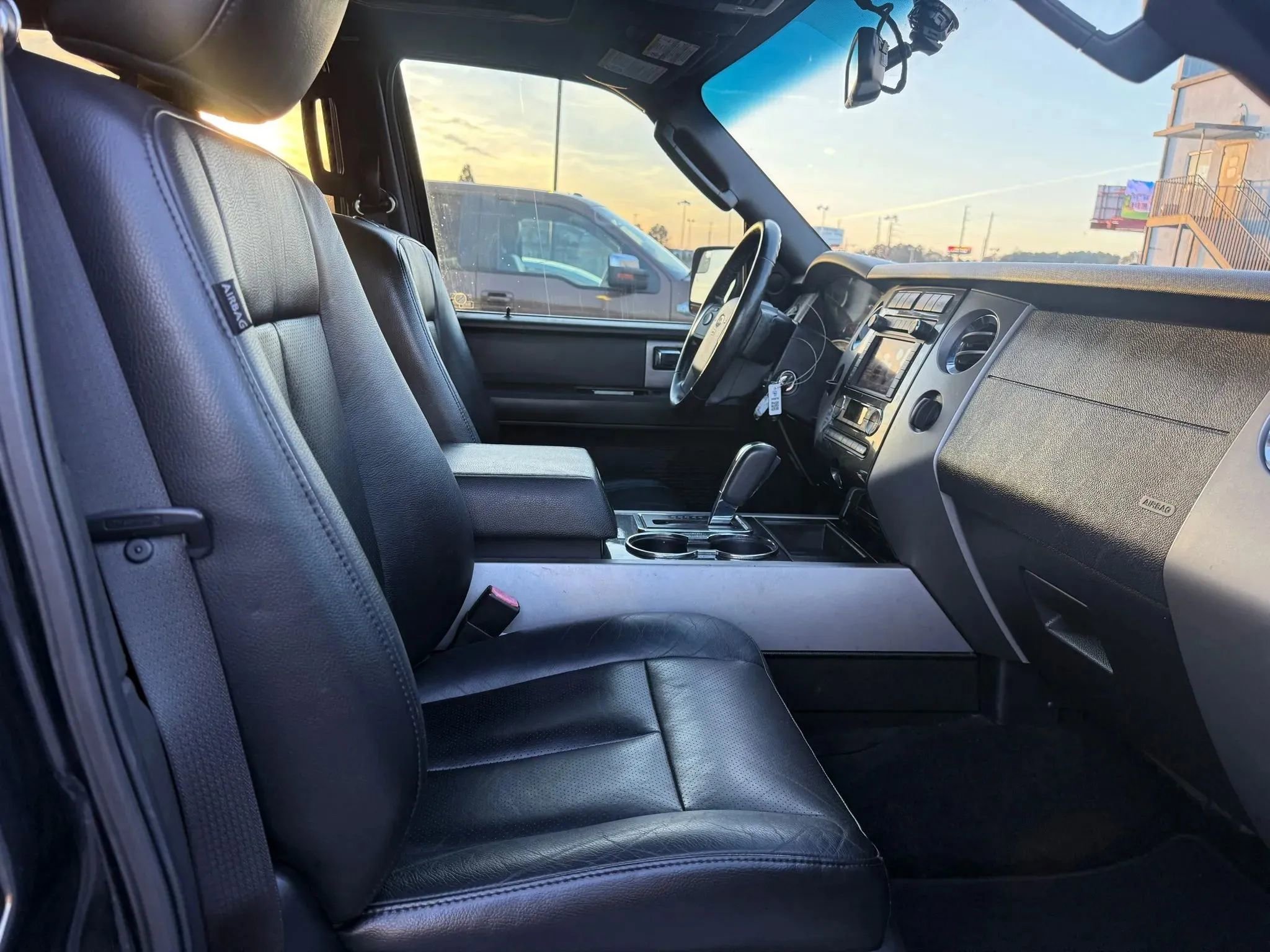 Used 2012 Ford Expedition XLT image 18