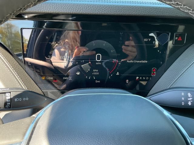 New 2026 GMC Yukon Denali w/ Sun & Power Step Package AWD/4WD image 8