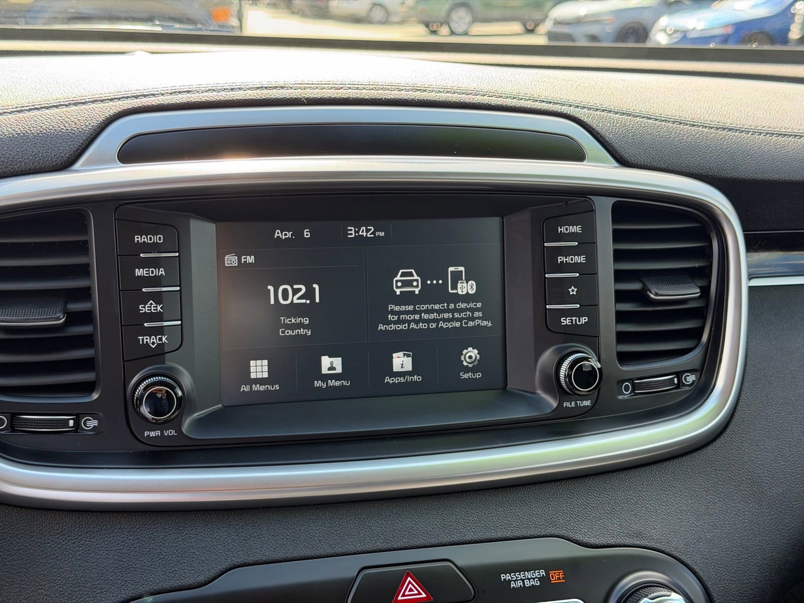 Used 2019 Kia Sorento LX image 21