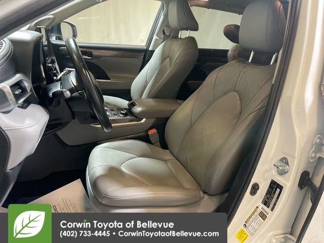 Used 2022 Toyota Highlander Platinum image 15