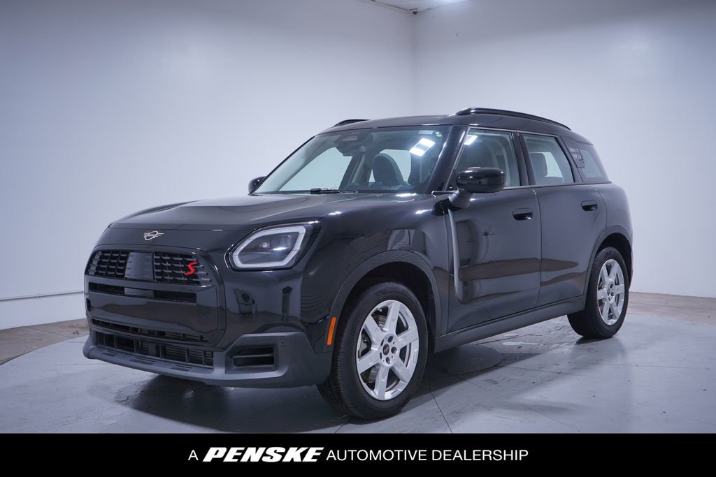 Used 2025 MINI Cooper Countryman S image 1
