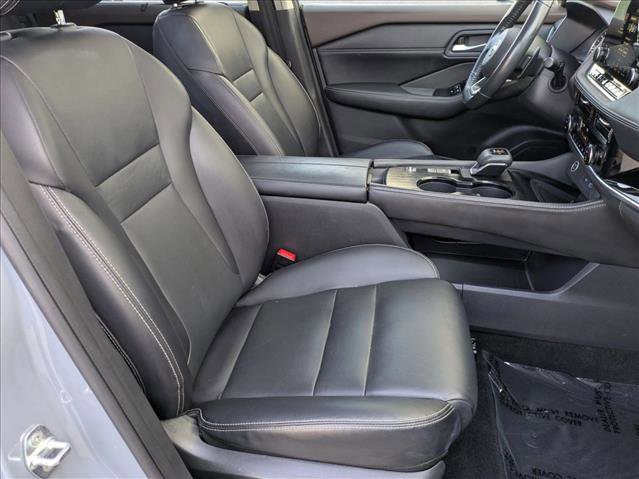 Used 2023 Nissan Rogue SL w/ SL Premium Package image 22