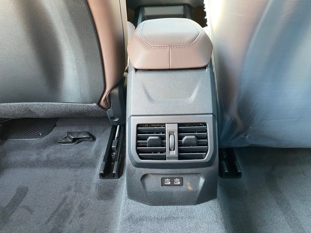 New 2026 BMW 228i xDrive w/ Premium Package AWD/4WD image 8