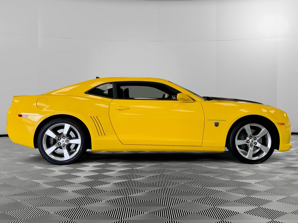 Used 2010 Chevrolet Camaro SS w/ RS Package RWD image 9
