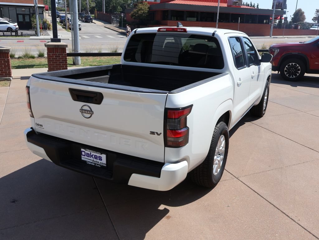 Used 2022 Nissan Frontier SV RWD image 5