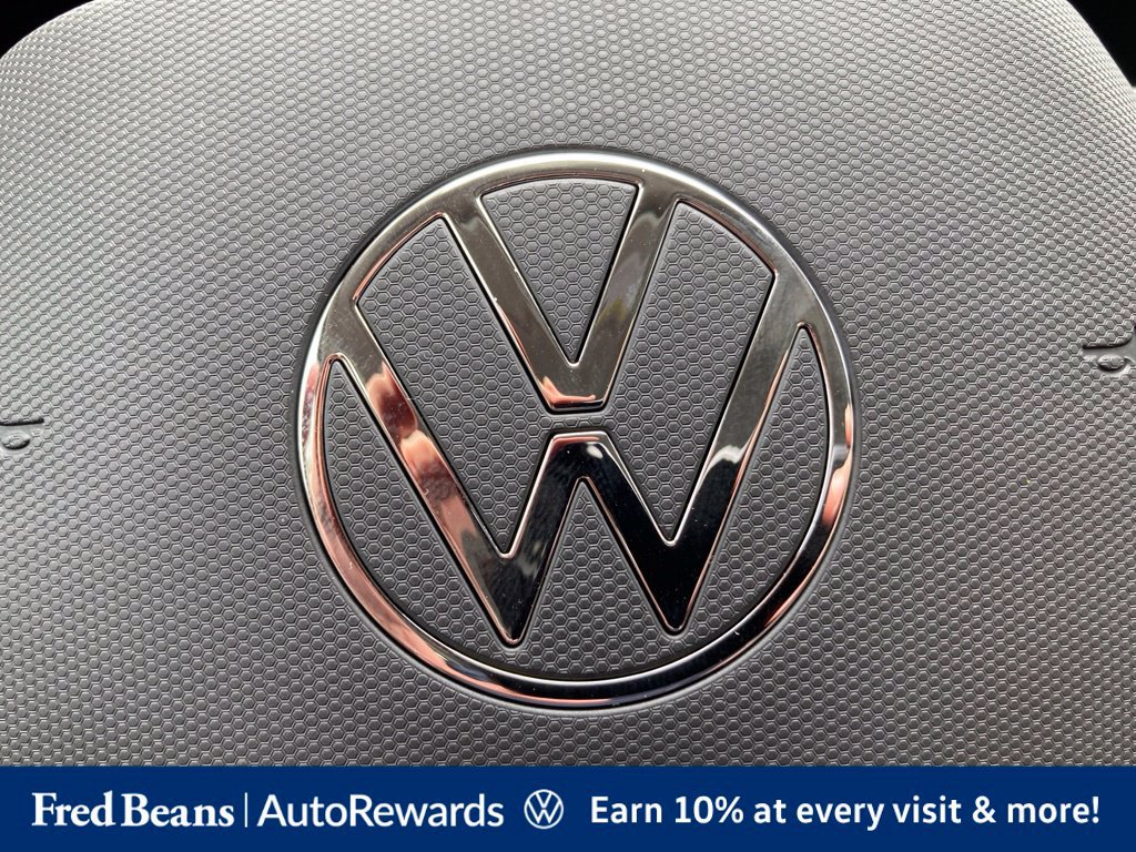New 2027 Volkswagen Taos S FWD image 18