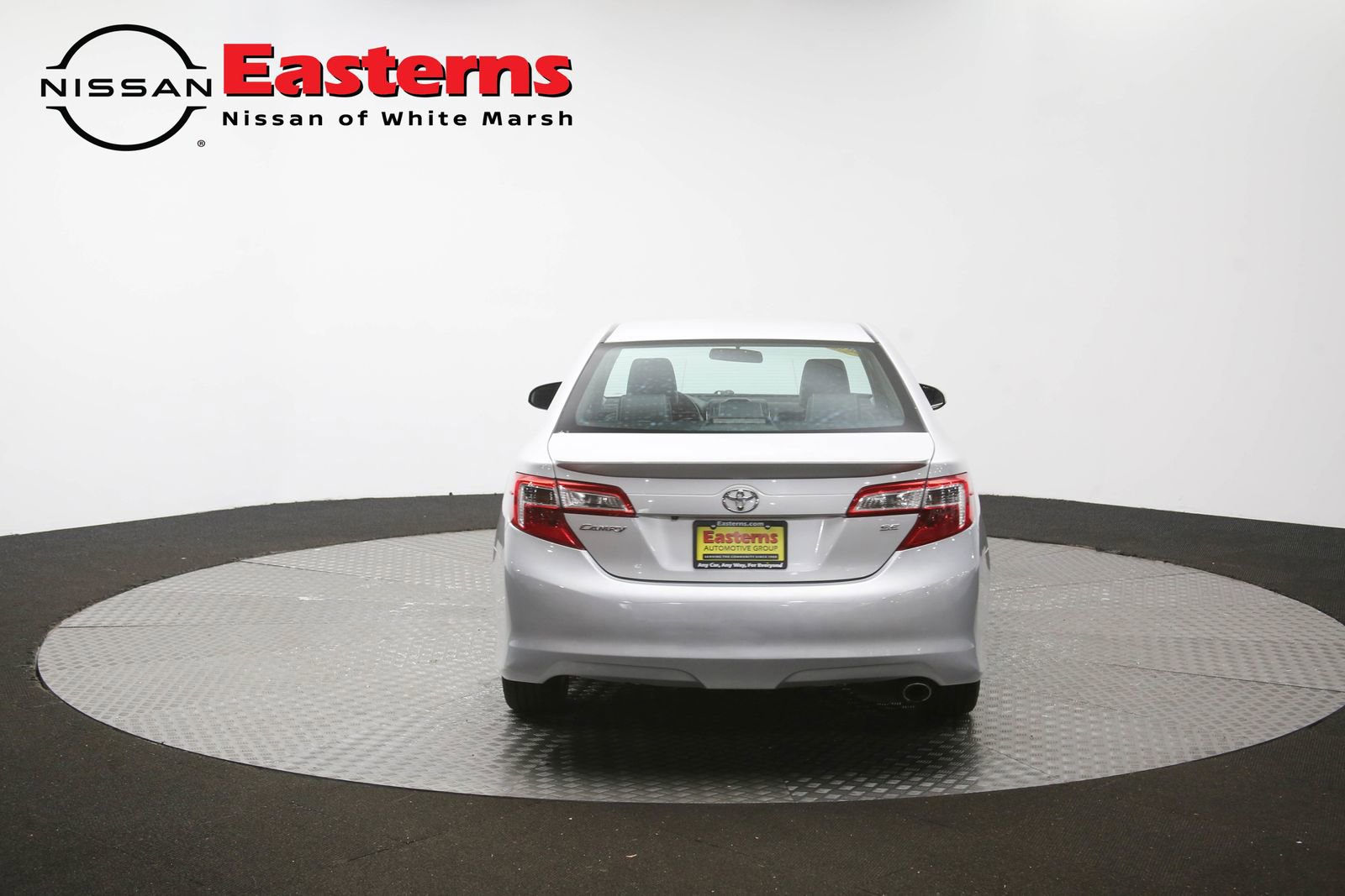 Used 2014 Toyota Camry SE FWD image 37