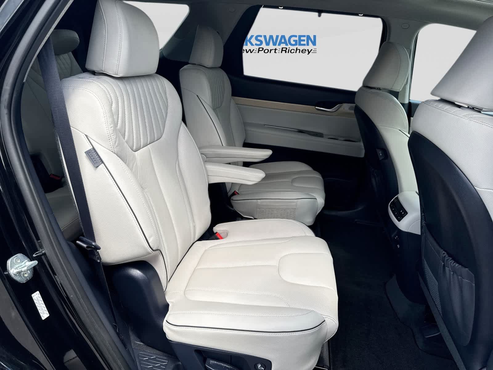 Used 2023 Hyundai Palisade Limited FWD image 27