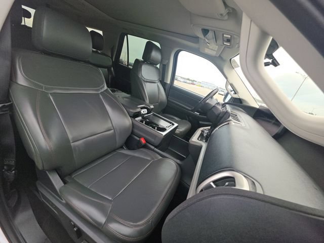 Certified 2025 Ford Expedition Max Active AWD/4WD image 11