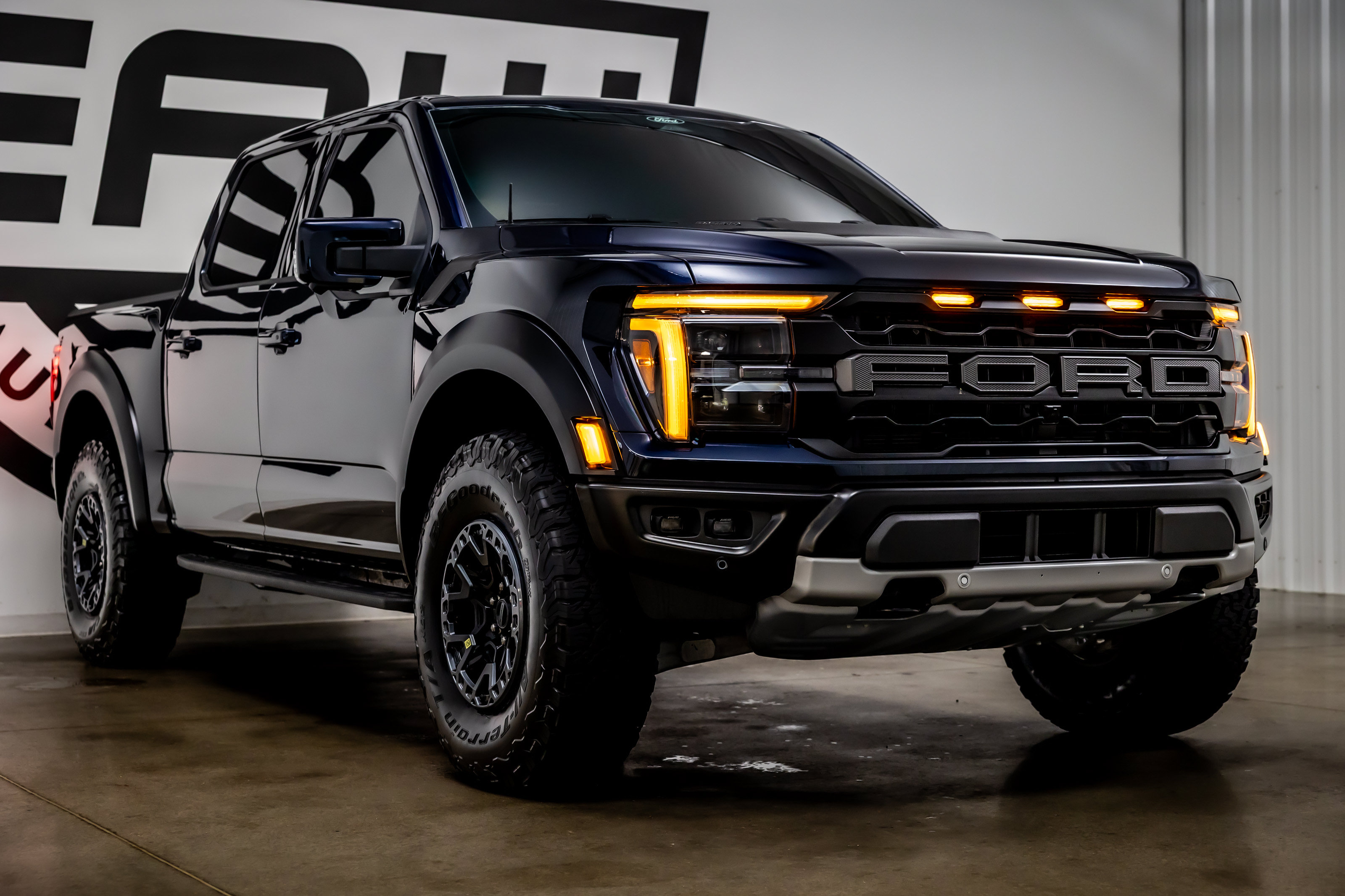 Used 2026 Ford F150 Raptor AWD/4WD image 31