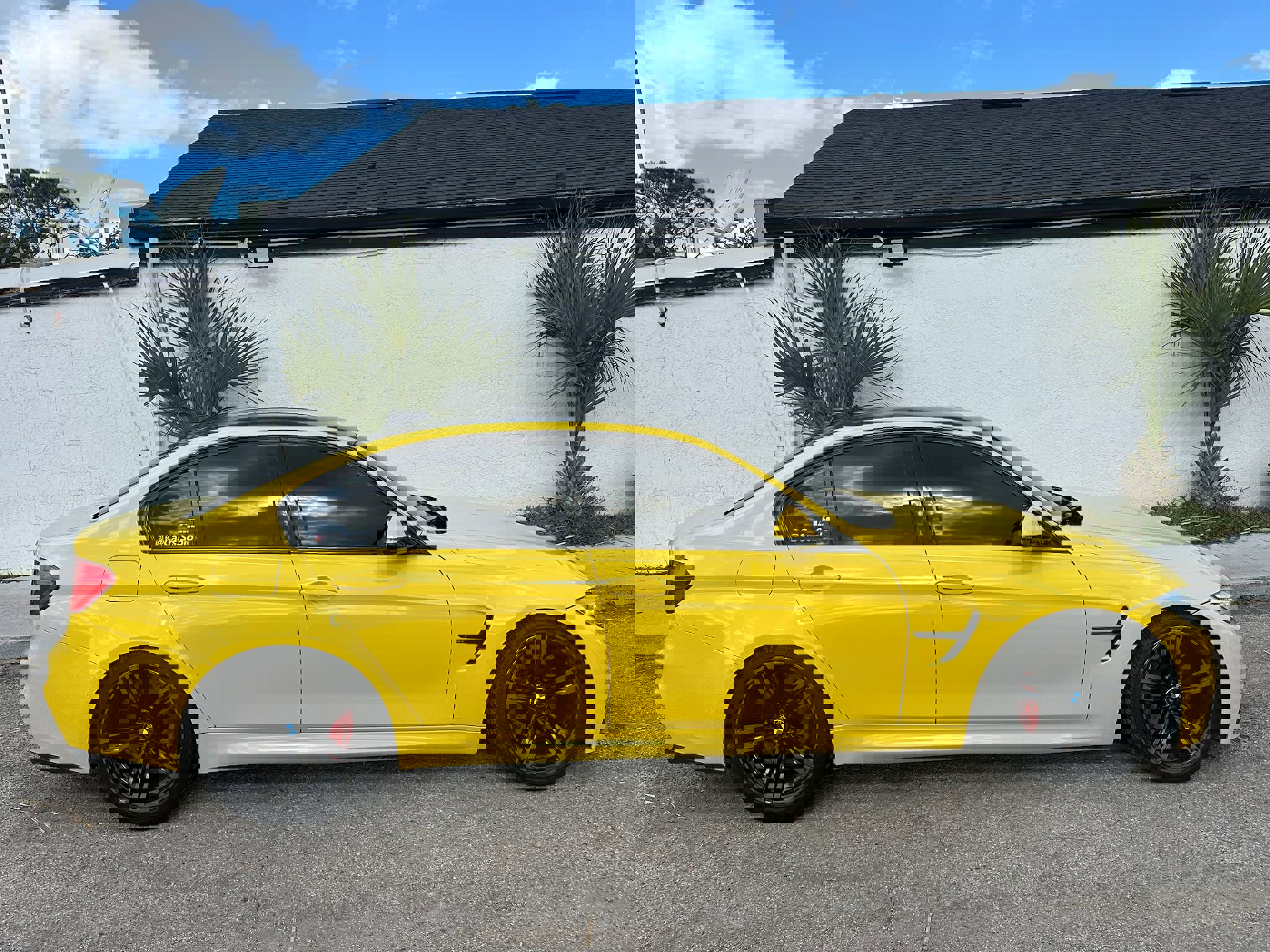 Used 2016 BMW M3 image 9