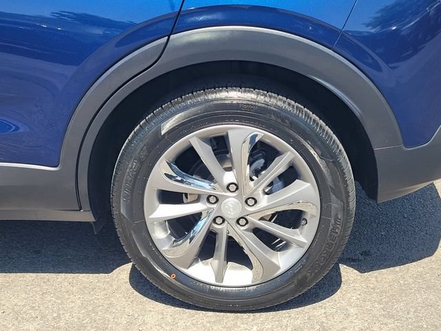 Used 2023 Buick Encore GX Essence w/ Experience Buick Package FWD image 10