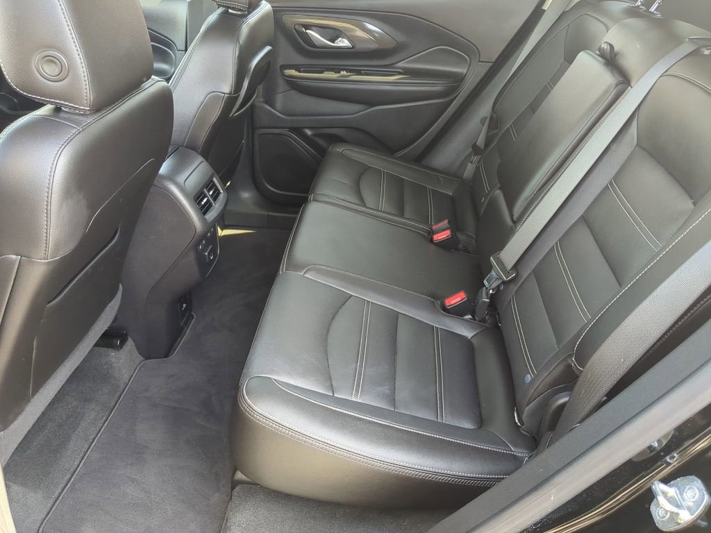 Used 2024 GMC Terrain Denali w/ Black Diamond Edition AWD/4WD image 19