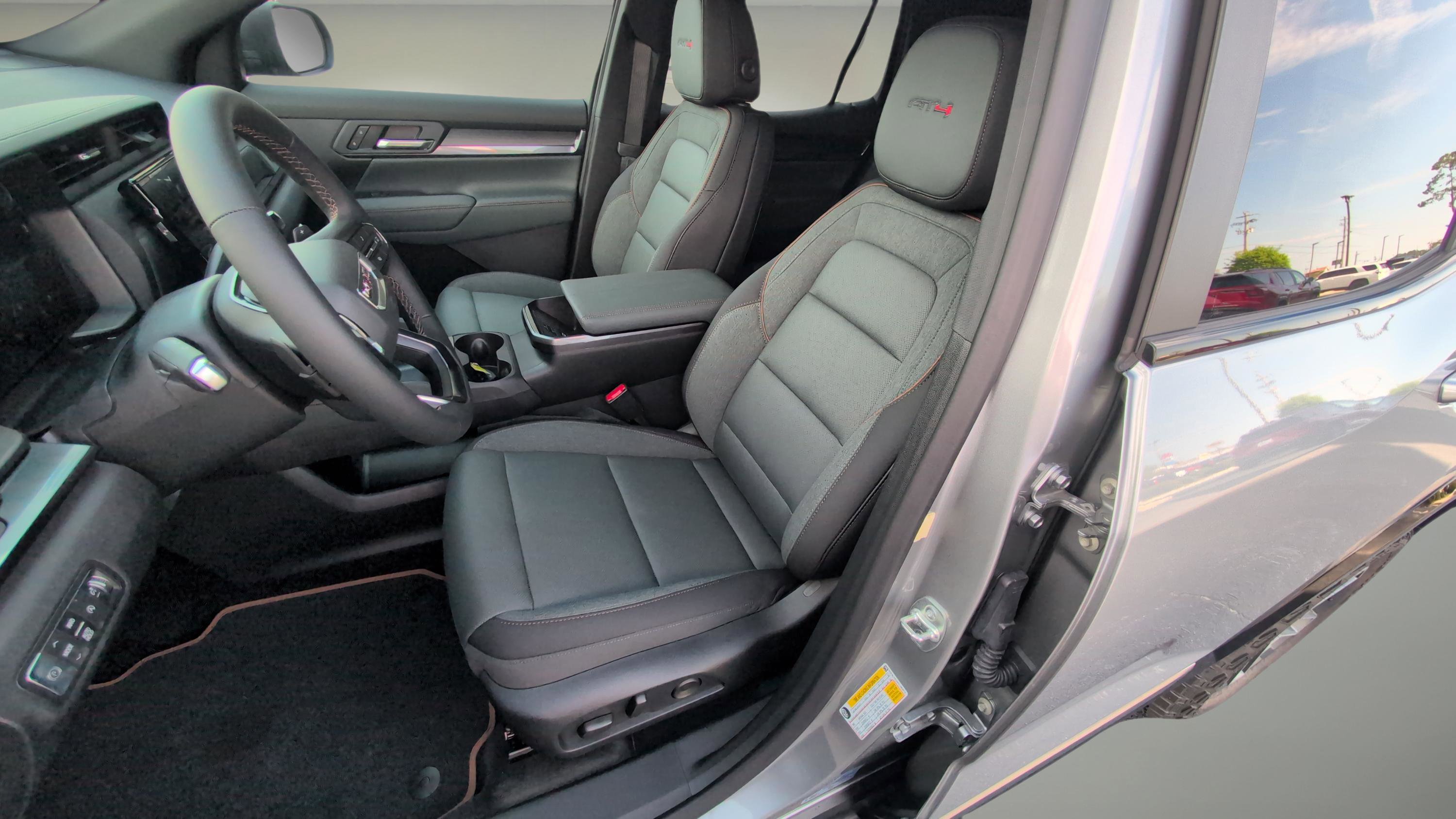 Used 2026 GMC Terrain AT4 image 18