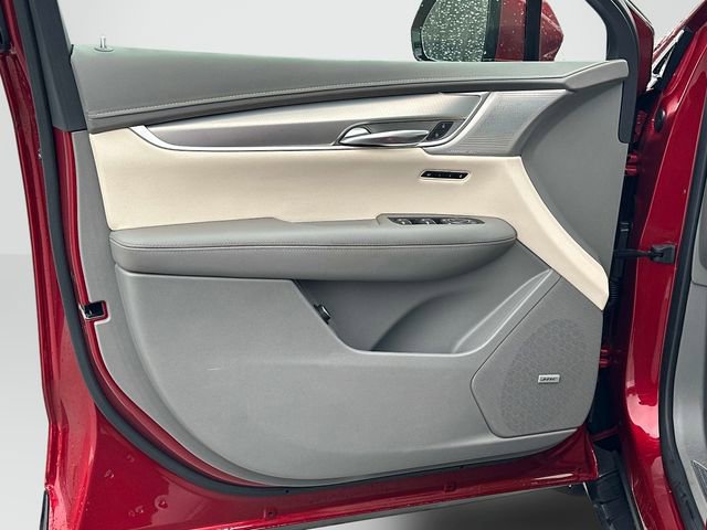 Used 2023 Cadillac XT5 Premium Luxury w/ Technology Package image 13