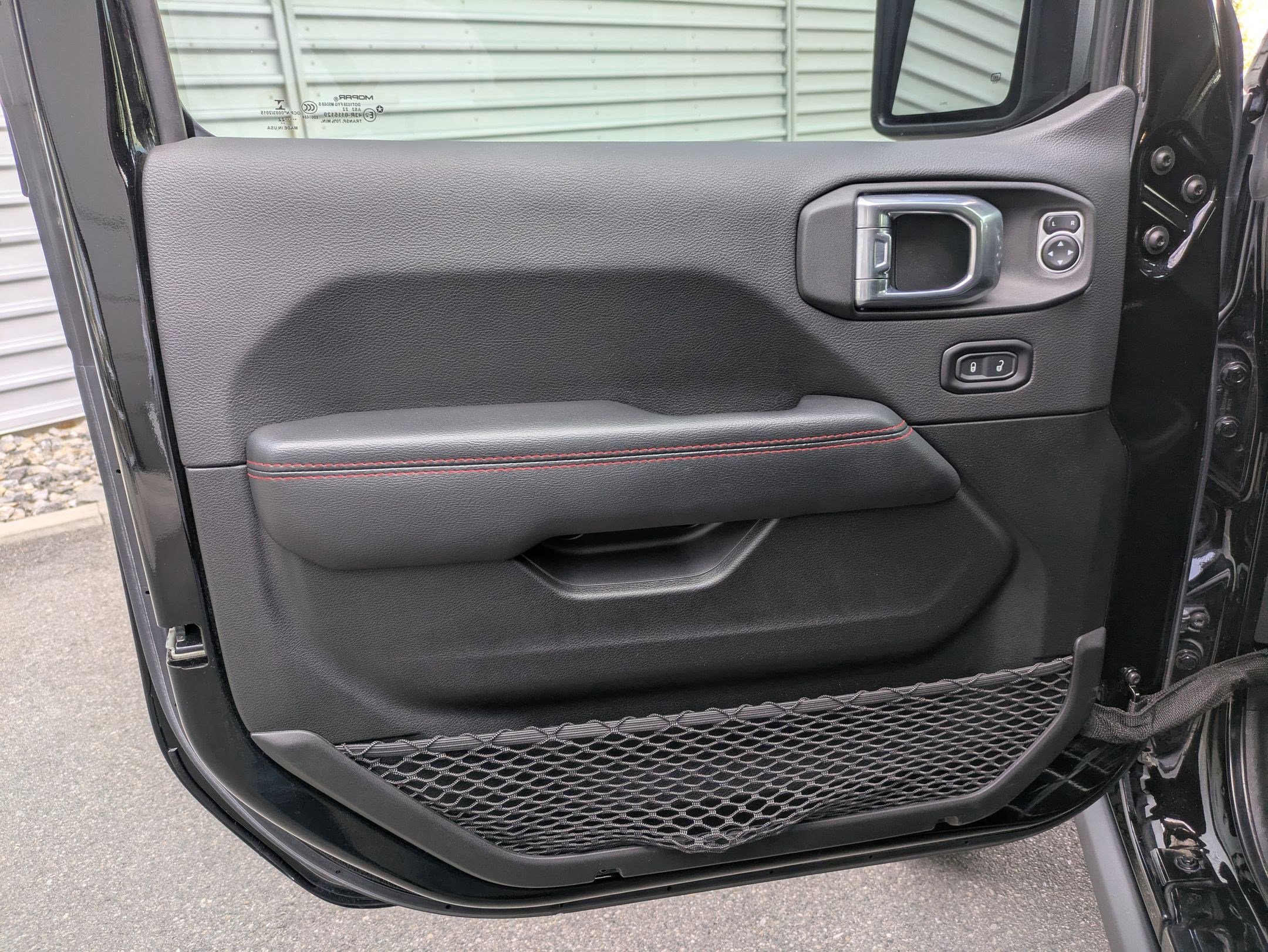 Used 2022 Jeep Gladiator Rubicon w/ Cold Weather Group image 14