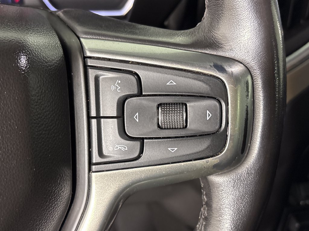 Used 2020 Chevrolet Silverado 1500 LTZ AWD/4WD image 18