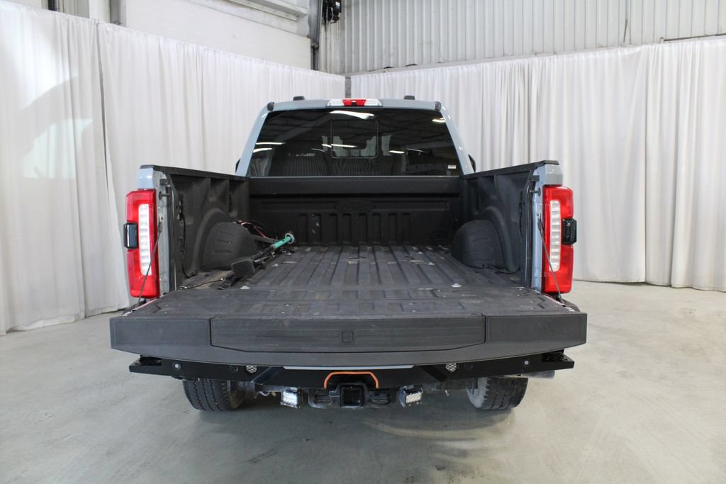 Used 2024 Ford F350 Lariat w/ Lariat Ultimate Package AWD/4WD image 31