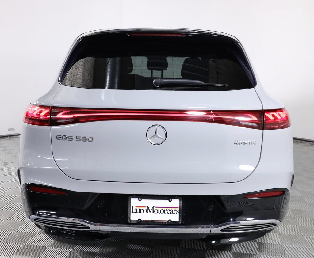 Used 2023 Mercedes-Benz EQS 580 4MATIC SUV image 5