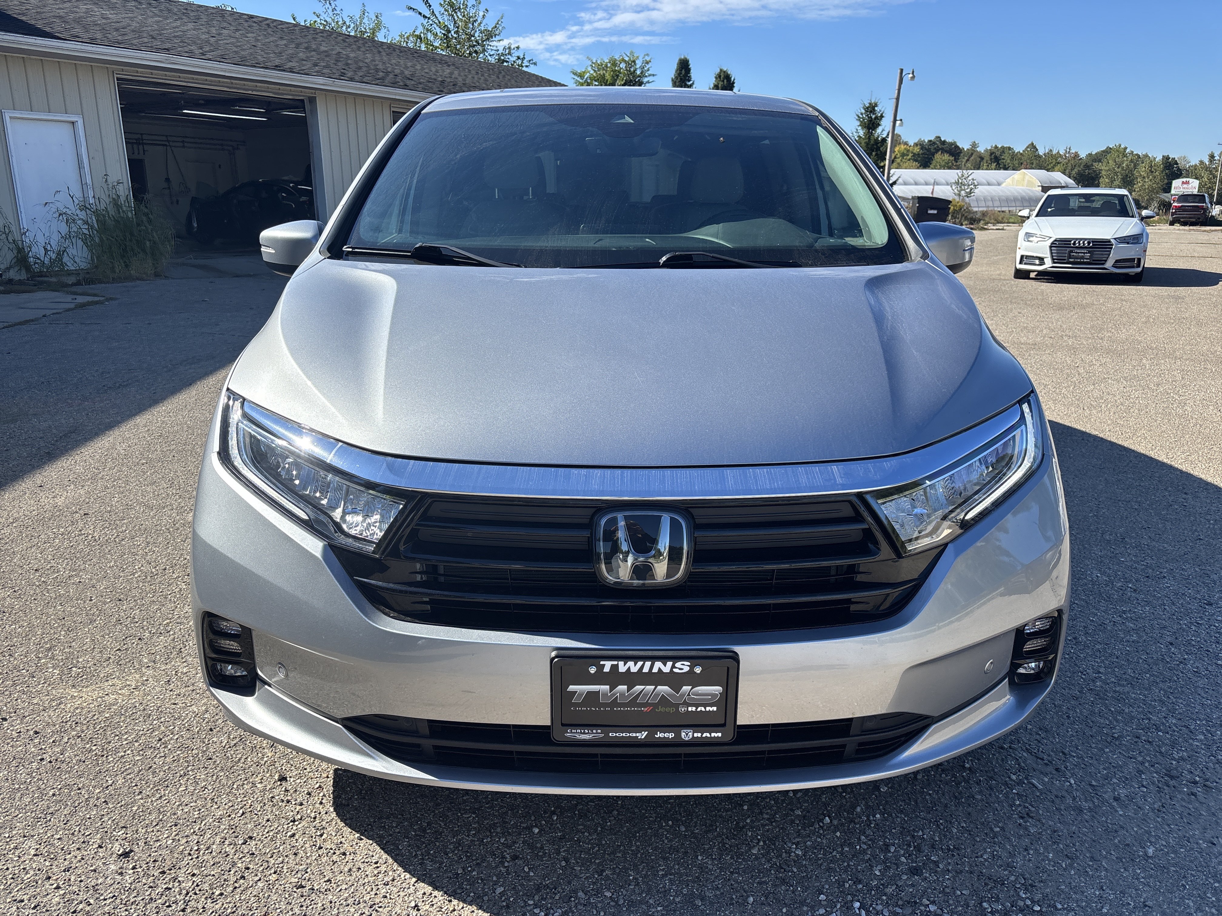 Used 2023 Honda Odyssey Touring image 13