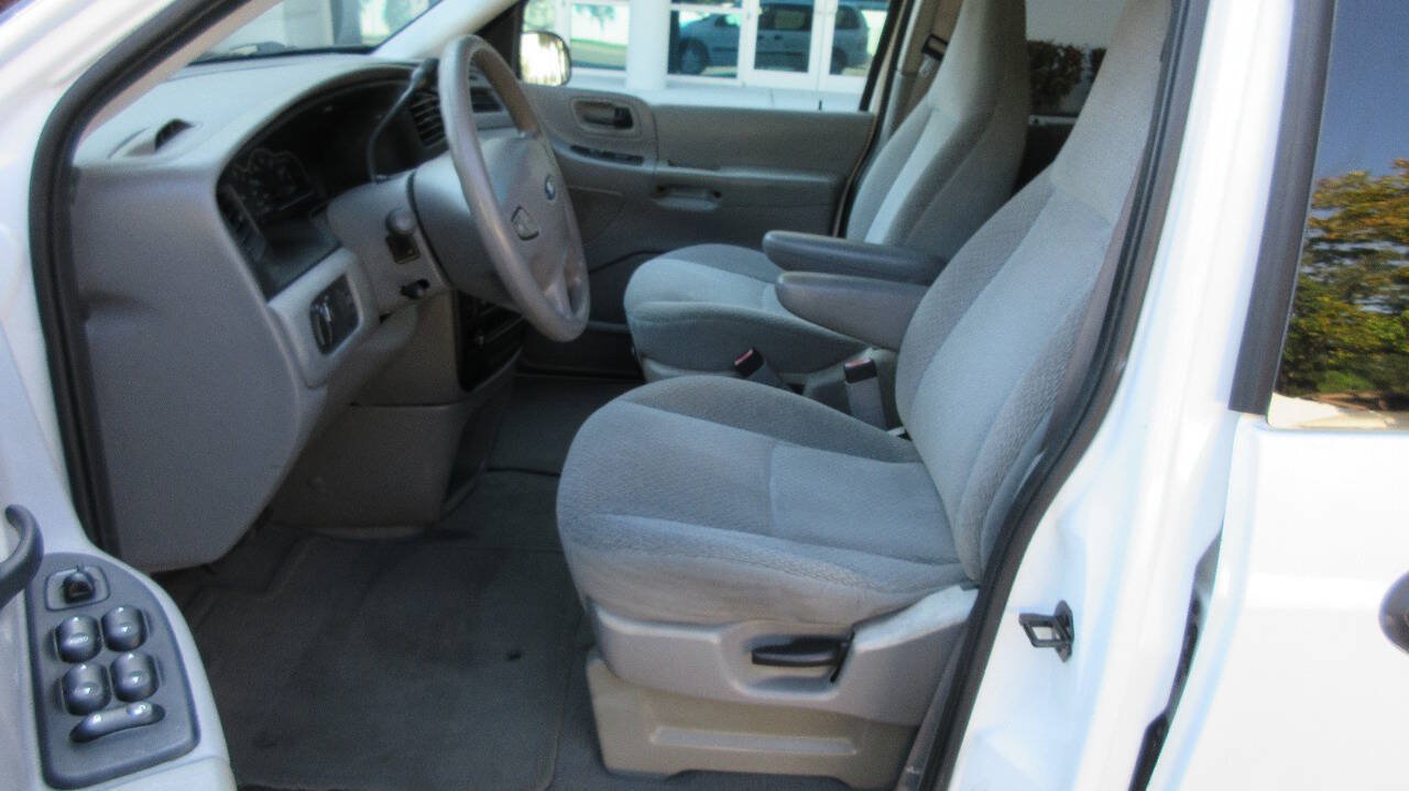 Used 2002 Ford Windstar LX FWD image 9