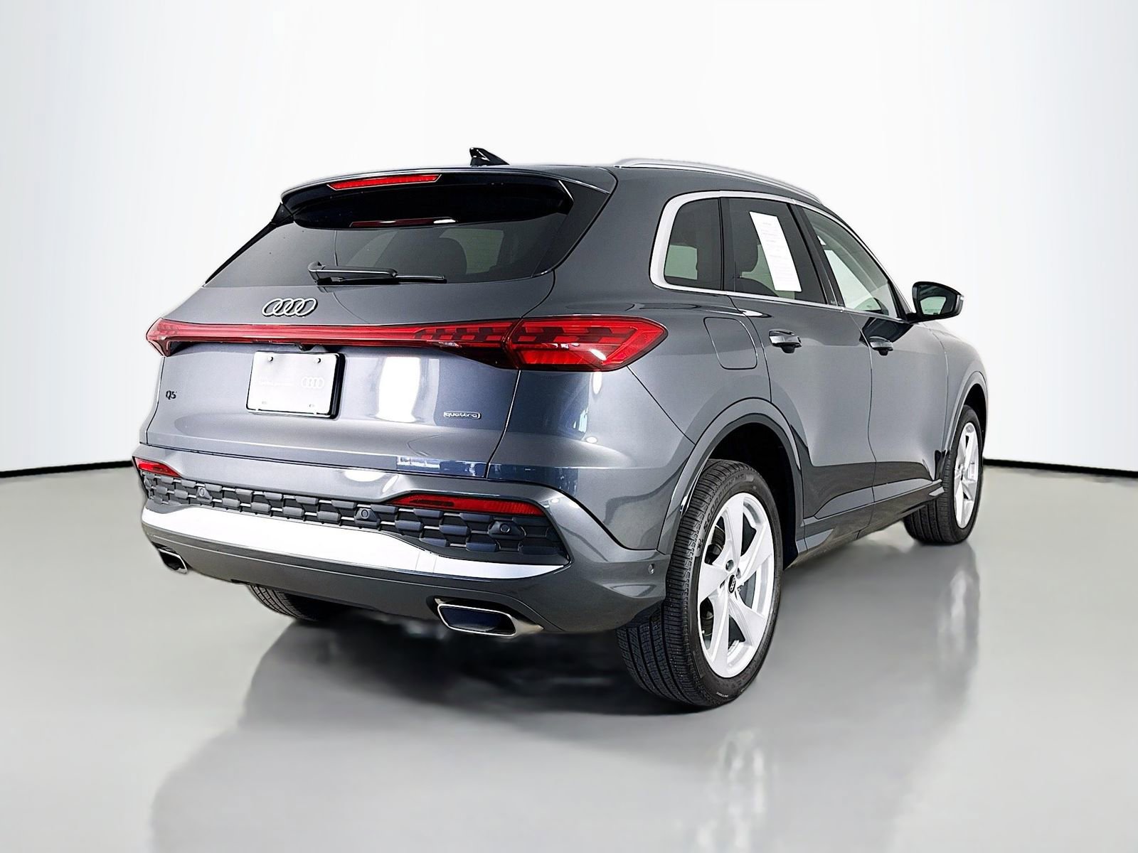 Certified 2025 Audi Q5 Premium w/ Premium Plus AWD/4WD image 7