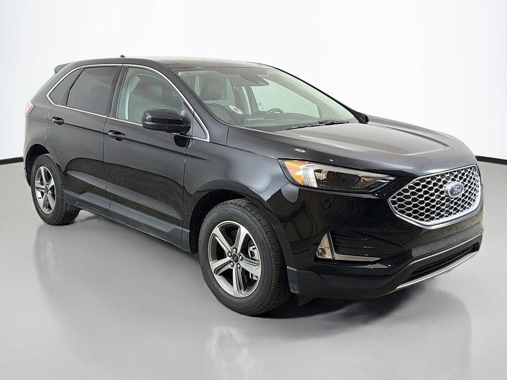 Used 2024 Ford Edge SEL w/ Convenience Package AWD/4WD image 2