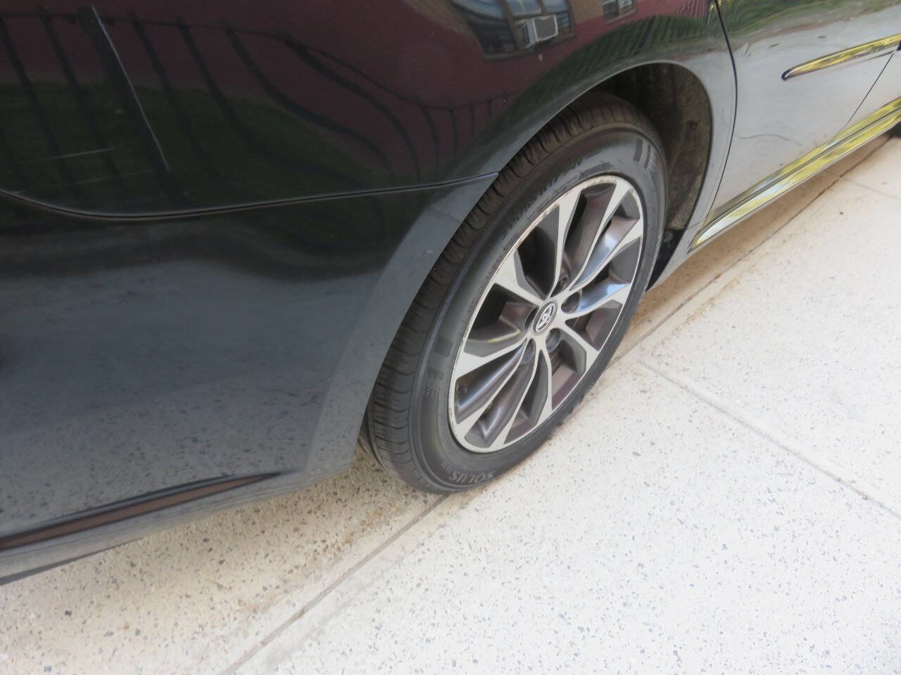 Used 2018 Toyota Avalon XLE Plus w/ Protection Package FWD image 36